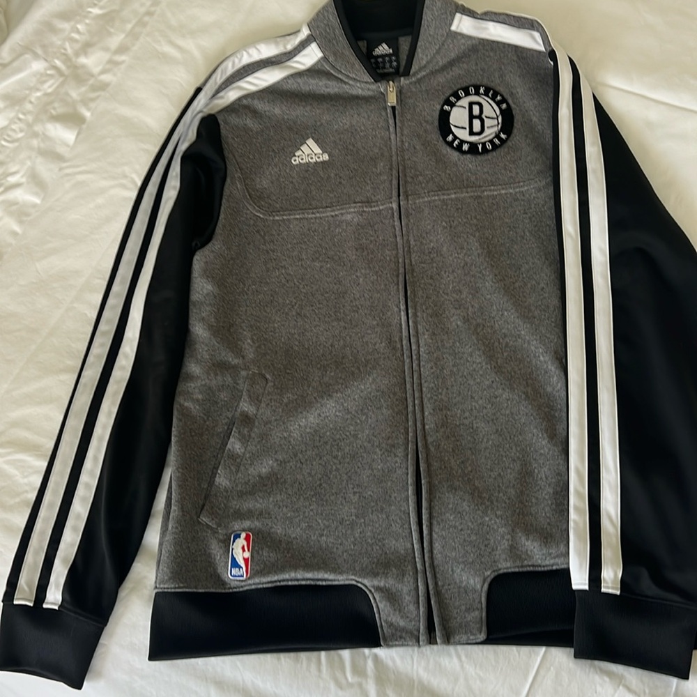 Adidas men’s Brooklyn Nets full zip jacket